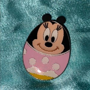 Minnie Hong Kong egg Disney pin